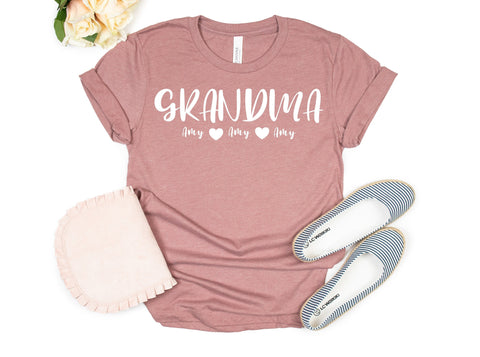 Personalized Grandma Shirt, Grandma Tee, Grandma Gift, Grandma Custom Shirt, Personalized Grandma Gift, Grandma Christmas Gift,Grandchildren